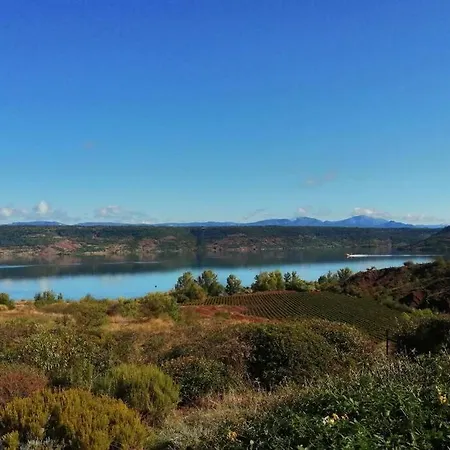 Apartment 32m2 - Dans Propriete Avec Vue Imprenable Sur Le Du Salagou *