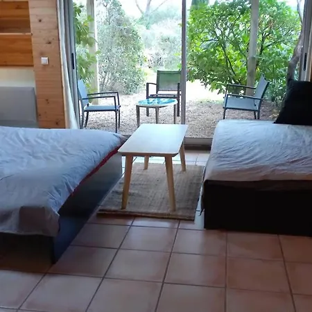 Apartment 32m2 - Dans Propriete Avec Vue Imprenable Sur Le Du Salagou Liausson