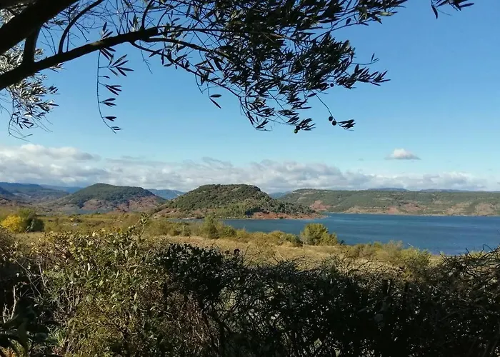 32m2 - Dans Propriete Avec Vue Imprenable Sur Le Du Salagou * Liausson